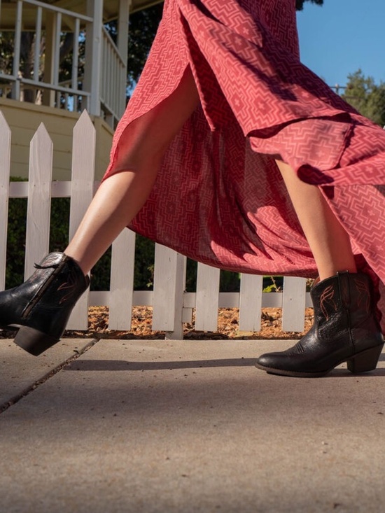 Ariana By Rachel Kaye Shoes - NEW Ariat Darlin Western Boots Ankle  Booties Cowgirl Size 8B 8 B Medium width